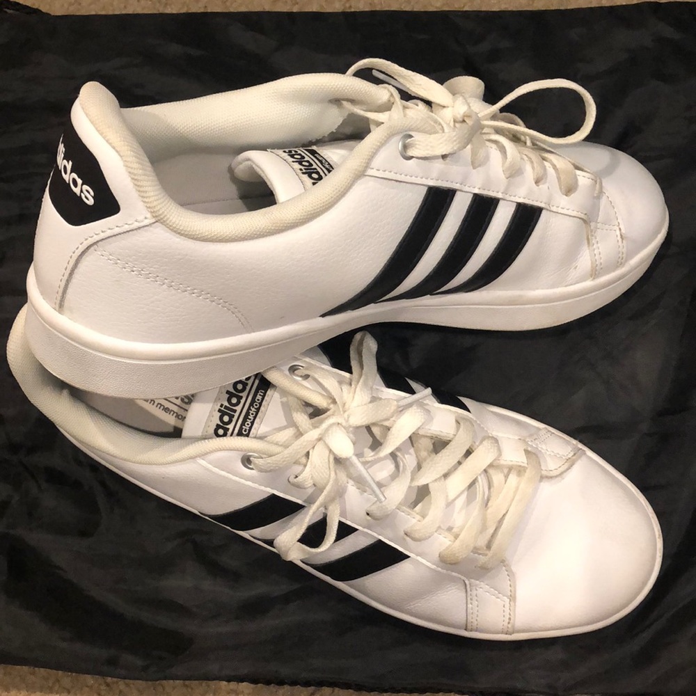 Adidas Original Sneakers